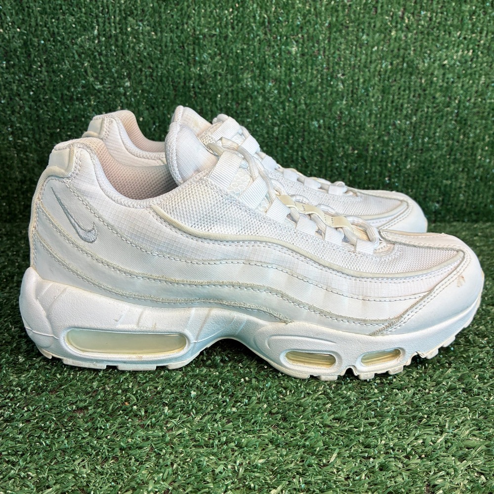 Nike Air Max 95 Leather Mesh Athletic Running Shoes Triple White Womens Size 6.5